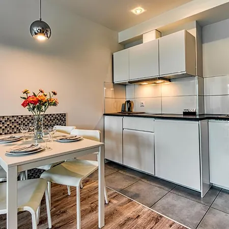 Apartamento Triventi Mountain Residence Z Basenem, Sauna I Jacuzzi By Royal Aparts *
