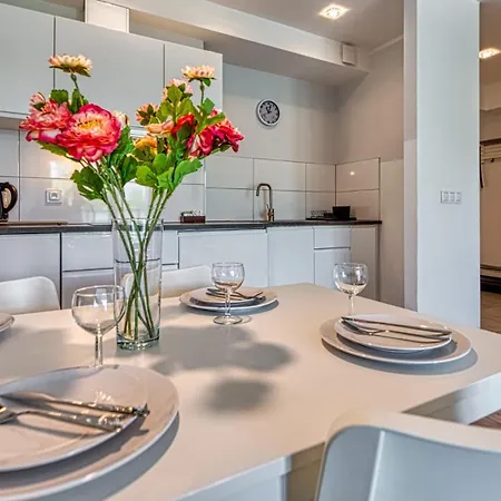 Triventi Mountain By Royal Aparts *