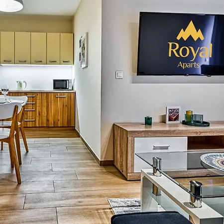 Triventi Mountain Residence Z Basenem, Sauna I Jacuzzi By Royal Aparts Apartamento *